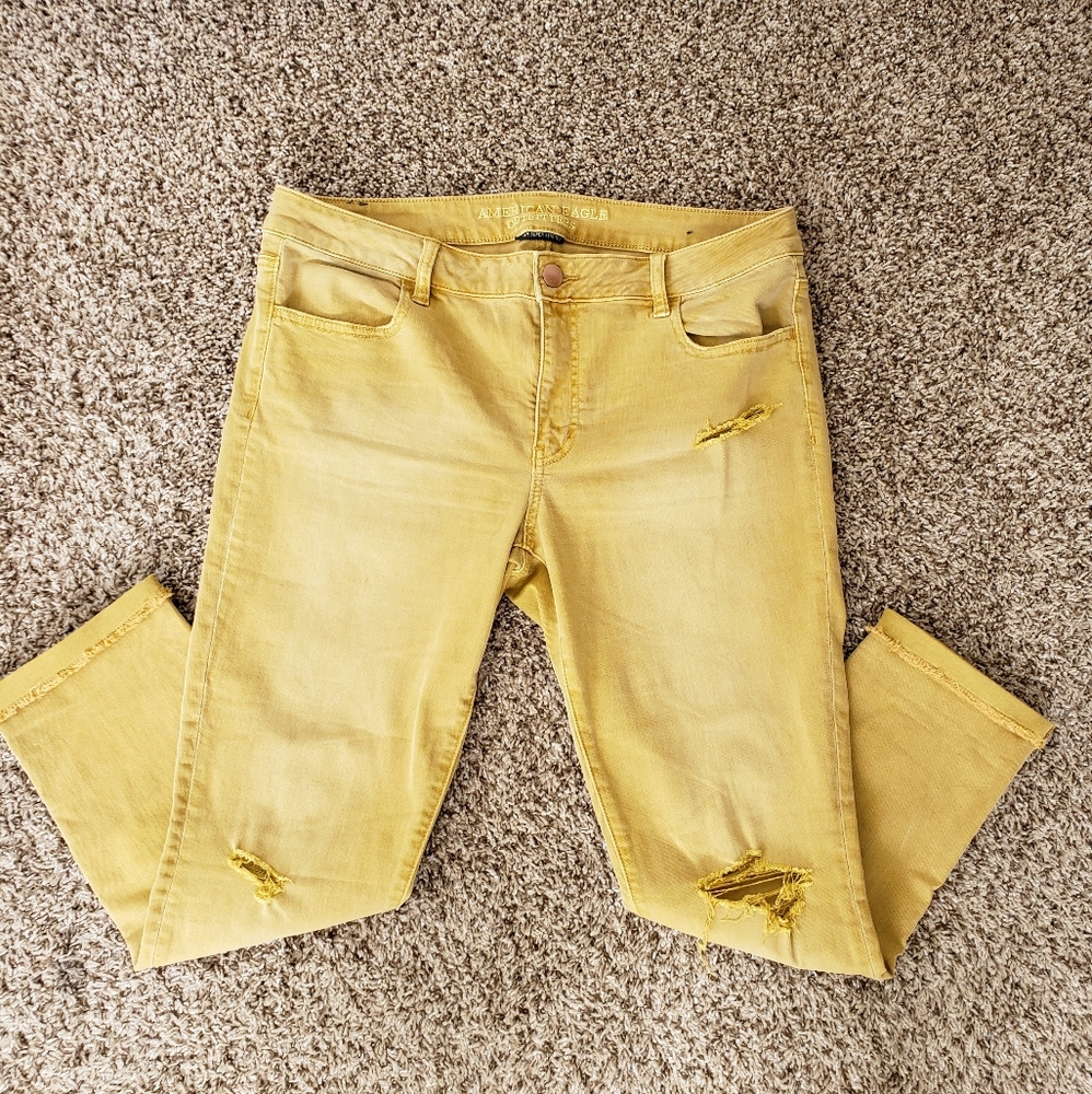 Yellow/Gold AE Jegging Crop